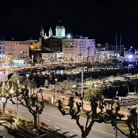 Beaches, Tgv Train, Port & Town Centre 5-Min Walk, Sea View, Balcony, Air Conditionning, Wi-Fi * Saint-Raphaël